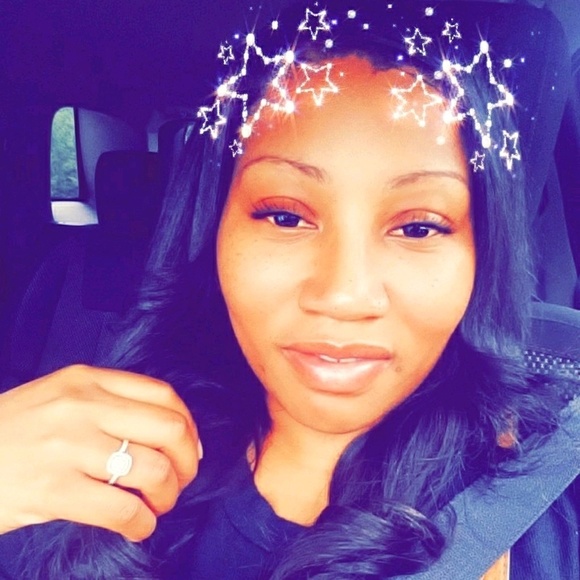 Meet your Posher, Ravonda - Picture 1 of 1